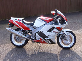 1992 Yamaha FZR1000 (white)