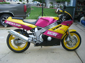 1992 Yamaha FZR600 (V&H)