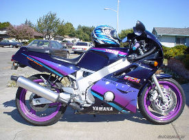 1993 Yamaha FZR600 (black)