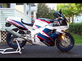 1995 Yamaha FZR1000 (white)